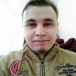 Приятный высокий молодой парень. Ищу девушку в Москве Приятный высокий молодой парень. Ищу девушку в Москве