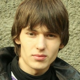 Молодой парень, ищу себе сексуальную девушку, без комплексов