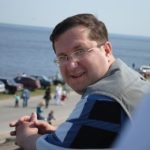 Парень, хочу сделать куни симпатичной девушке Парень, хочу сделать куни симпатичной девушке