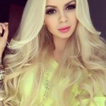 Стройная девушка желает встретиться со взрослым мужчиной. Стройная девушка желает встретиться со взрослым мужчиной.